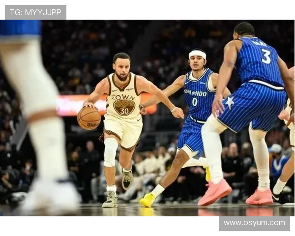 格林率队大胜勇士库里难挡