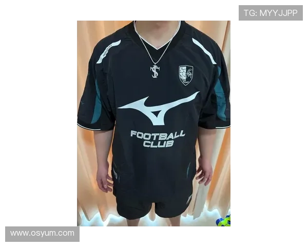 伊尔克汗：恰20是偶像 向其要球衣